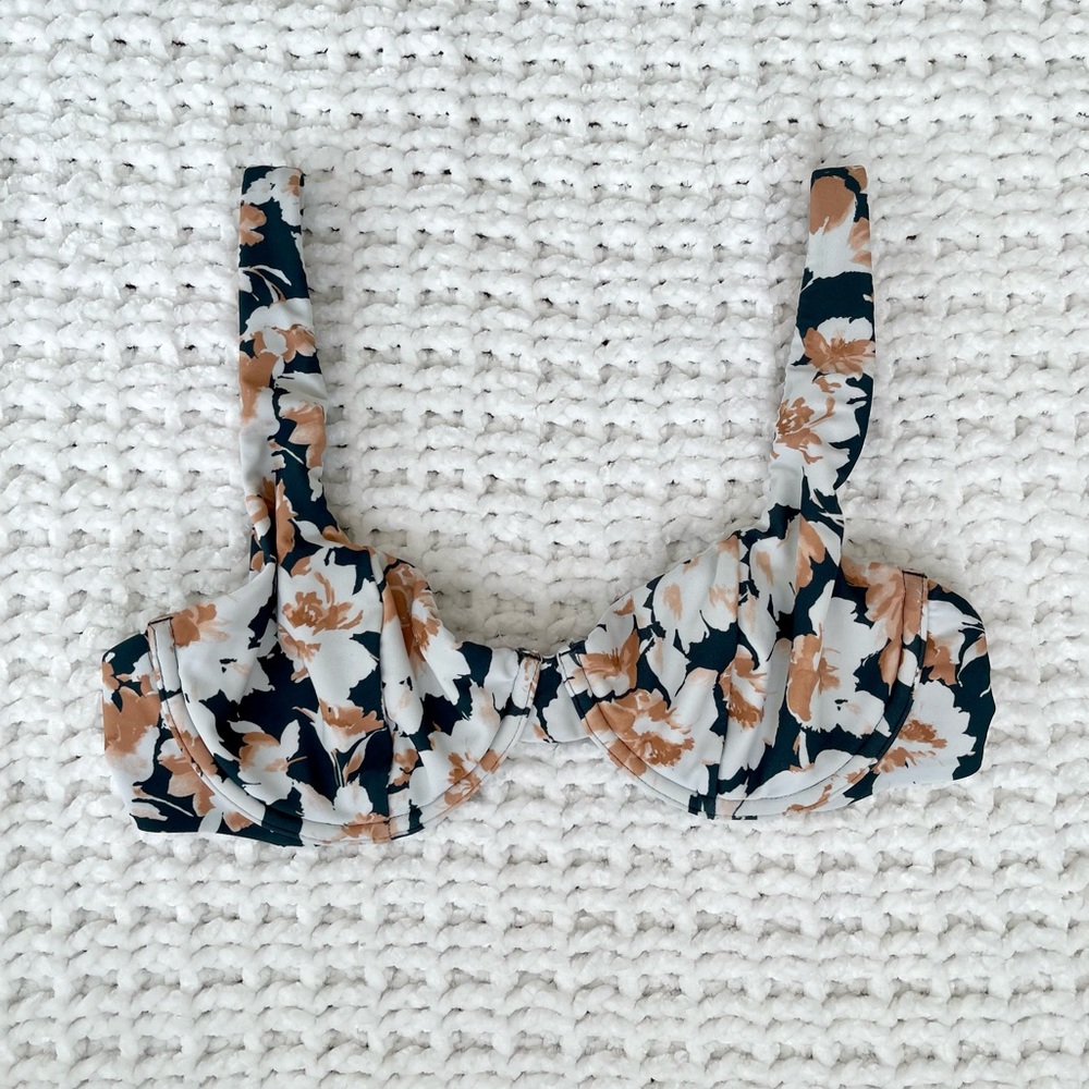 Abercrombie & Fitch Underwire Neutral Floral Bikini Swim Top size small